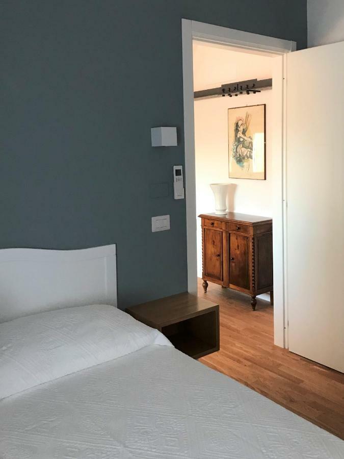 Cinema House Apartments Orbetello Esterno foto